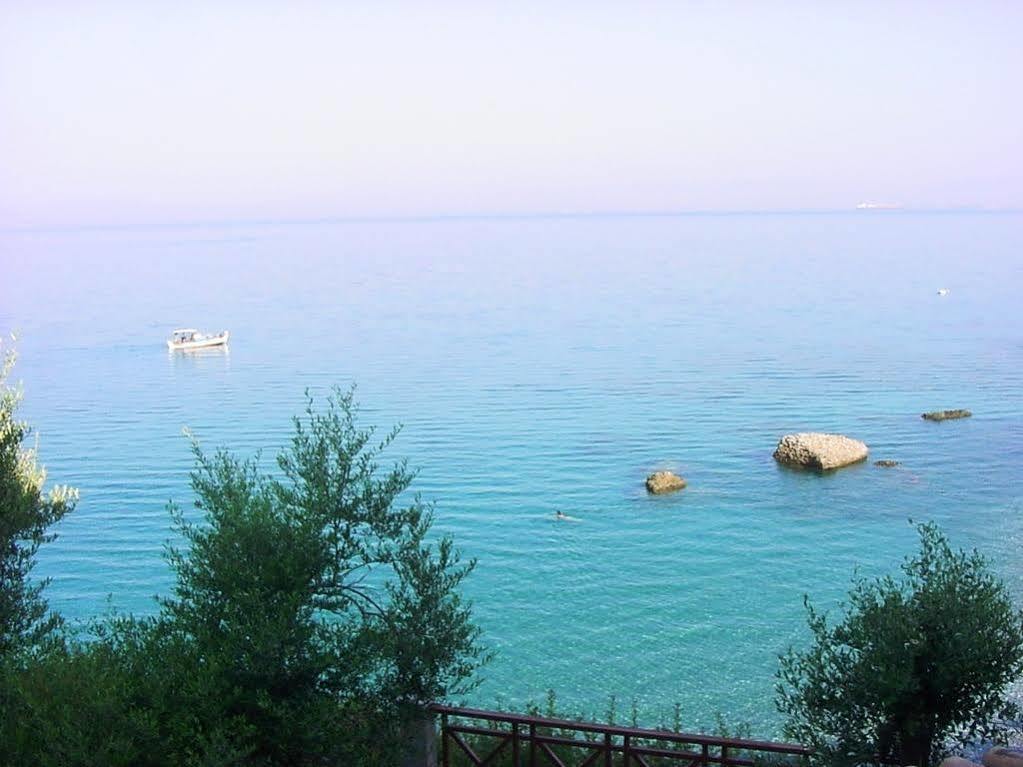 Avia Holiday Homes Kültér fotó