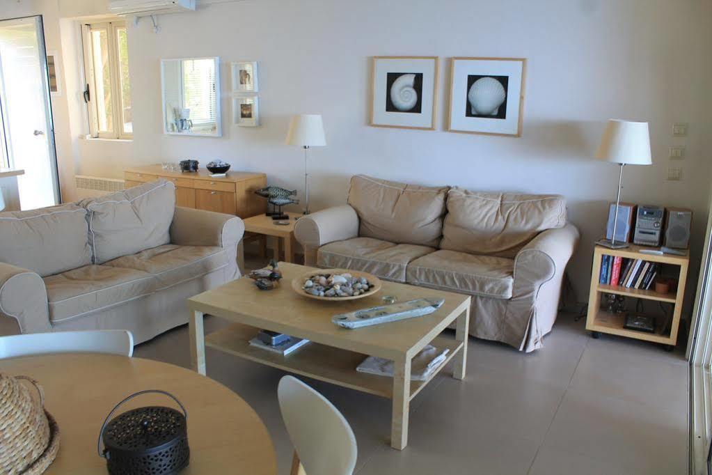 Avia Holiday Homes Kültér fotó