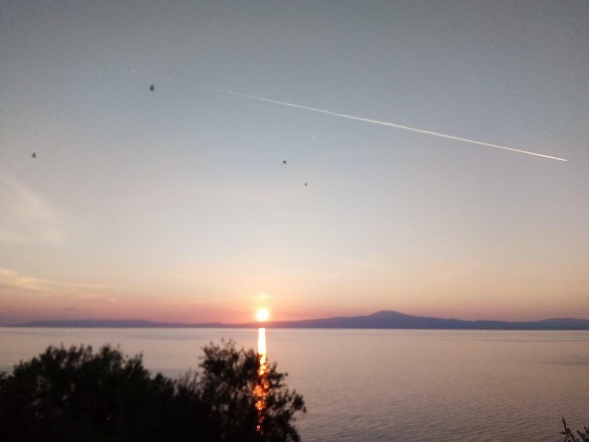 Avia Holiday Homes Kültér fotó